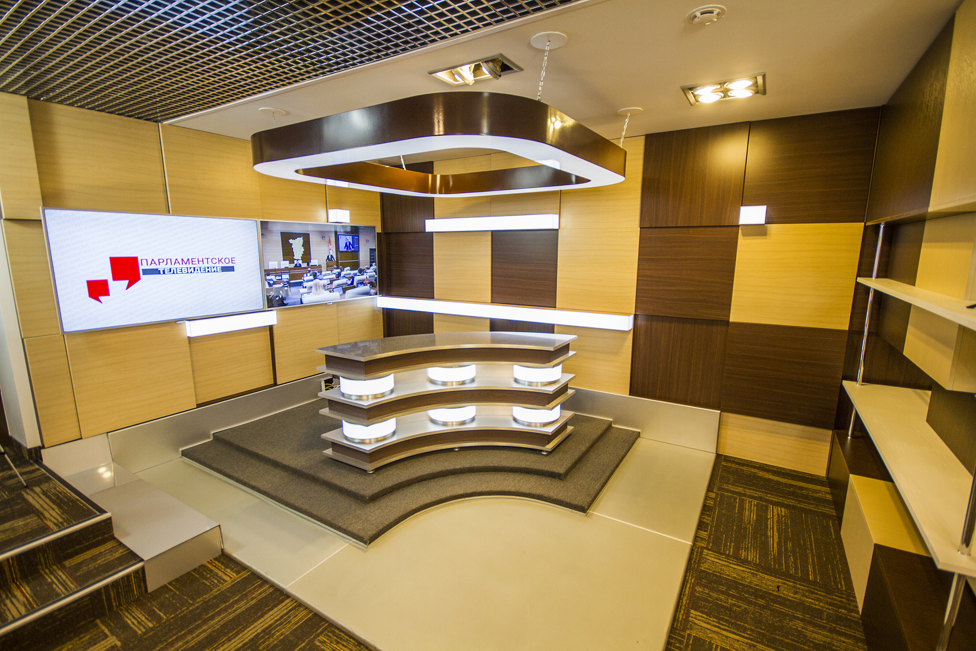 Интерьер телестудии Законодательного собрания (готовый вид)