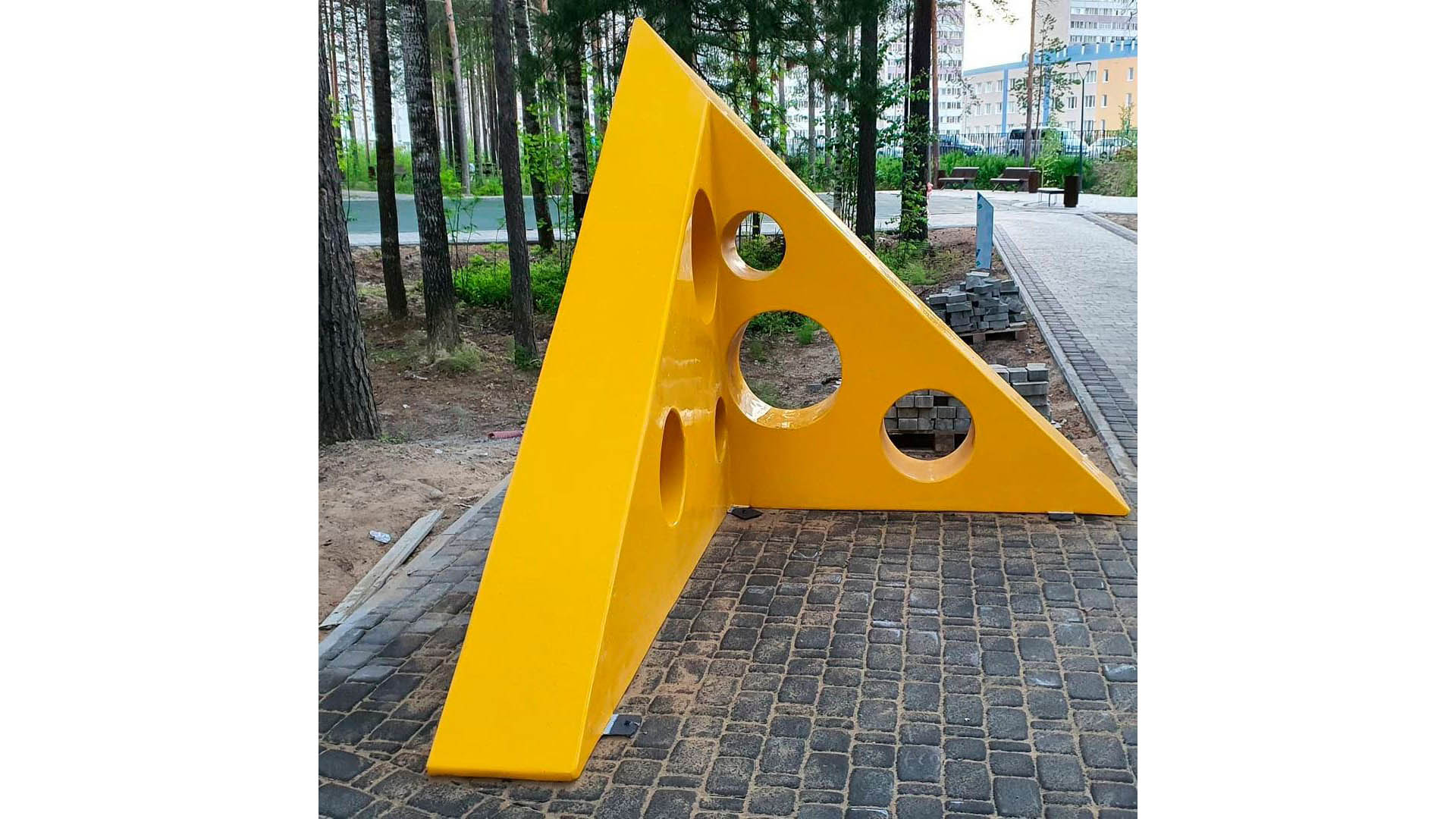 Фигура для парка города Сургут